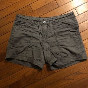 Gray size 6 shorts.